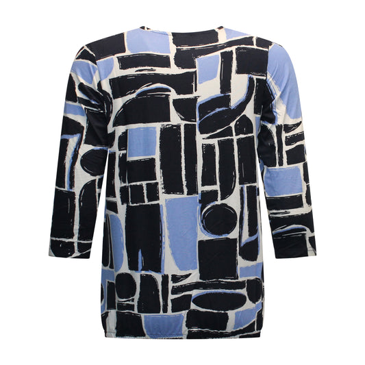 Achterzijde van Brandtex blouson Hester met driekwart mouwen en abstracte print.