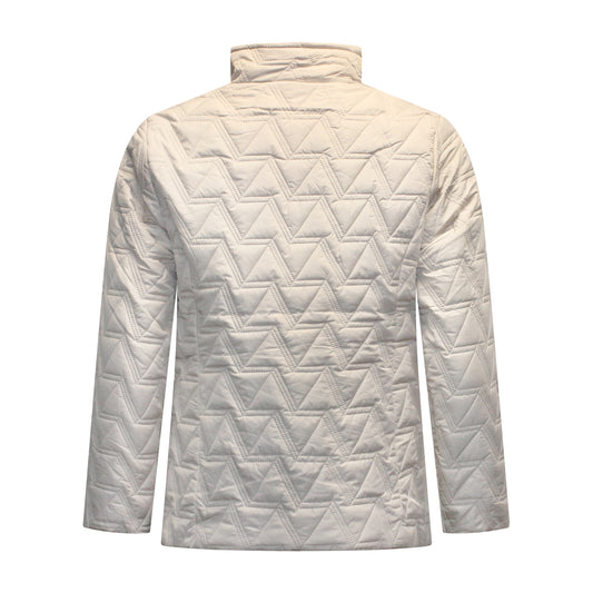 Achterzijde van Brandtex jas Jolanda met modern doorgestikt patroon in beige.