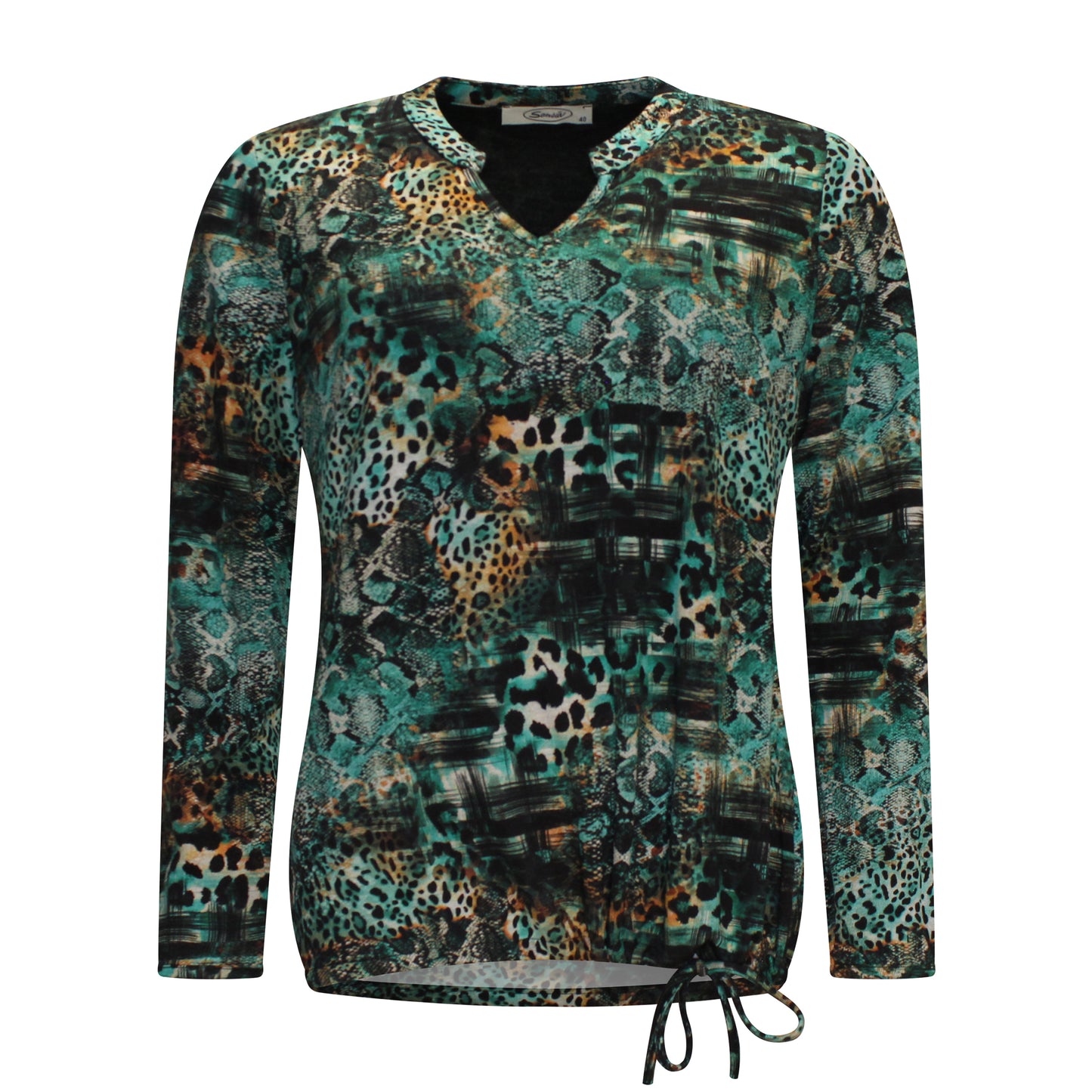 Voorzijde van Sensia T-shirt Lisanne met ronde hals, subtiel V-halsje en koordje onderaan in groen.