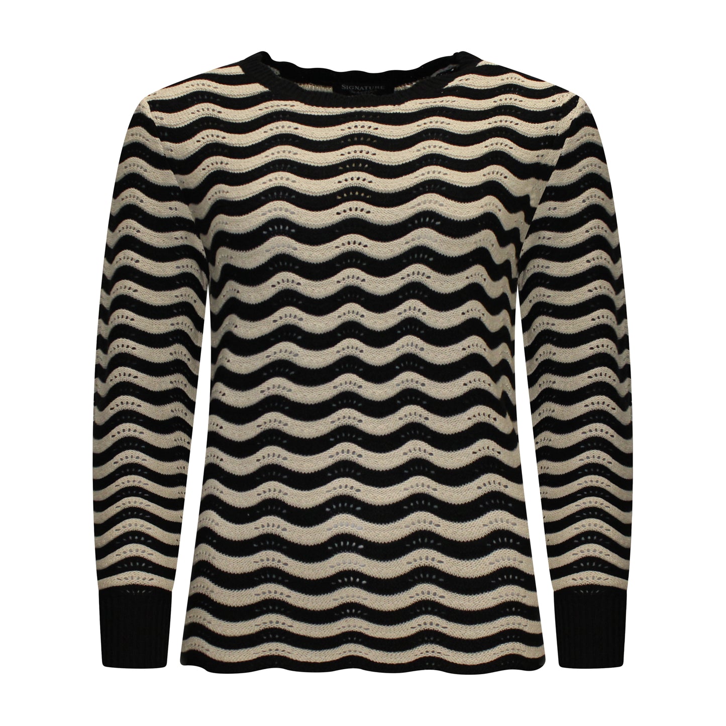 Voorzijde van Signature Pullover Mariska met ronde hals, lange mouwen, boordje en gegolfd streepmotief in zwart.