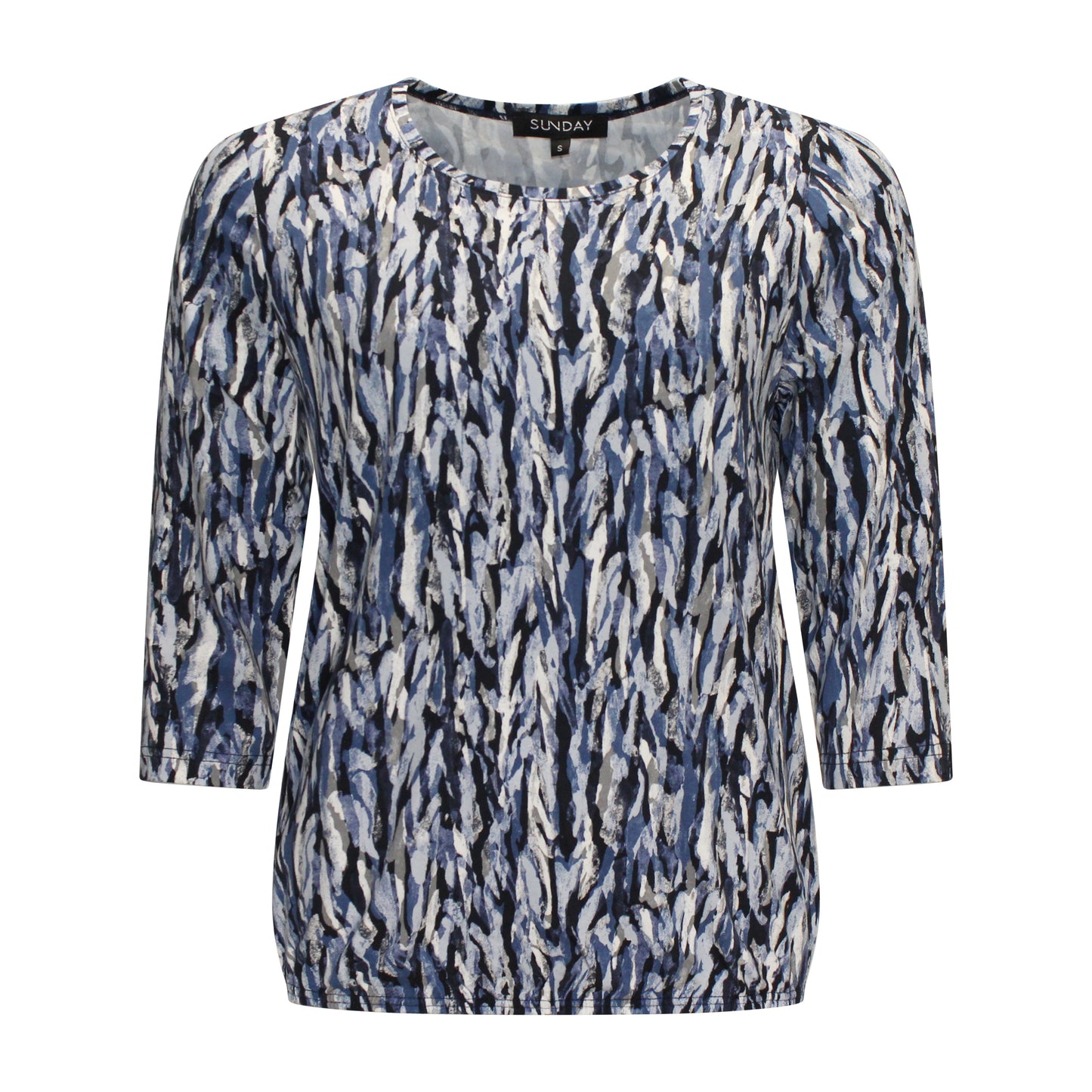 Voorzijde van Sunday Blouson Maris met driekwart mouwen en ronde hals in het blauw.