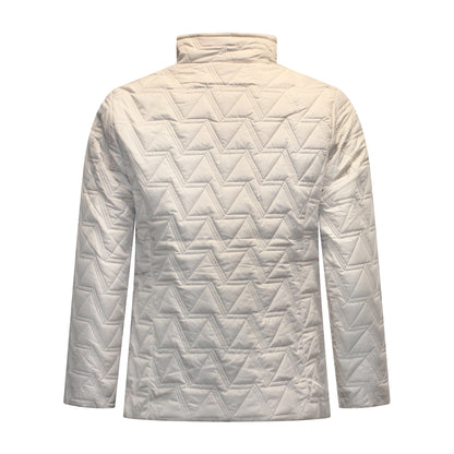 Achterzijde van Brandtex jas Jolanda met modern doorgestikt patroon in beige.