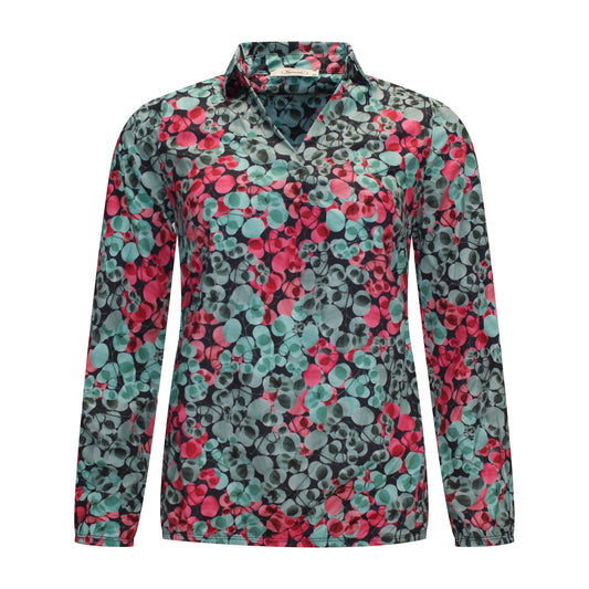 Voorzijde van Sensia Blouson Mien in het groen met kraagje, lange mouwen en elastische band onderin.