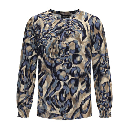 Voorzijde van Signature T-shirt Saskia met ronde hals, lange mouwen, recht model en elastische manchetten in het blauw.
