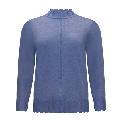 Voorzijde van Signature Turtle trui Lian met lange mouwen in het blauw, afgewerkt met machette aan hals en onderkant.
