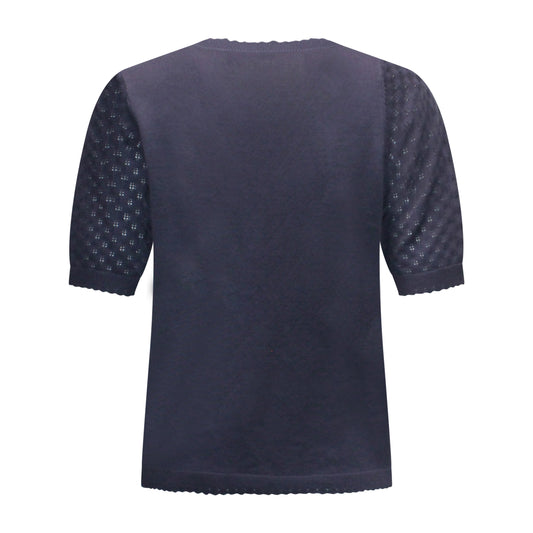 Achterzijde van Signature t-shirt Helga met korte mouwen en doorschijnend patroon in marine.