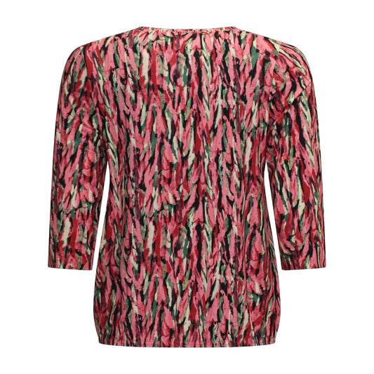 Achterzijde van Sunday Blouson Maris met driekwart mouwen en ronde hals in het roze.